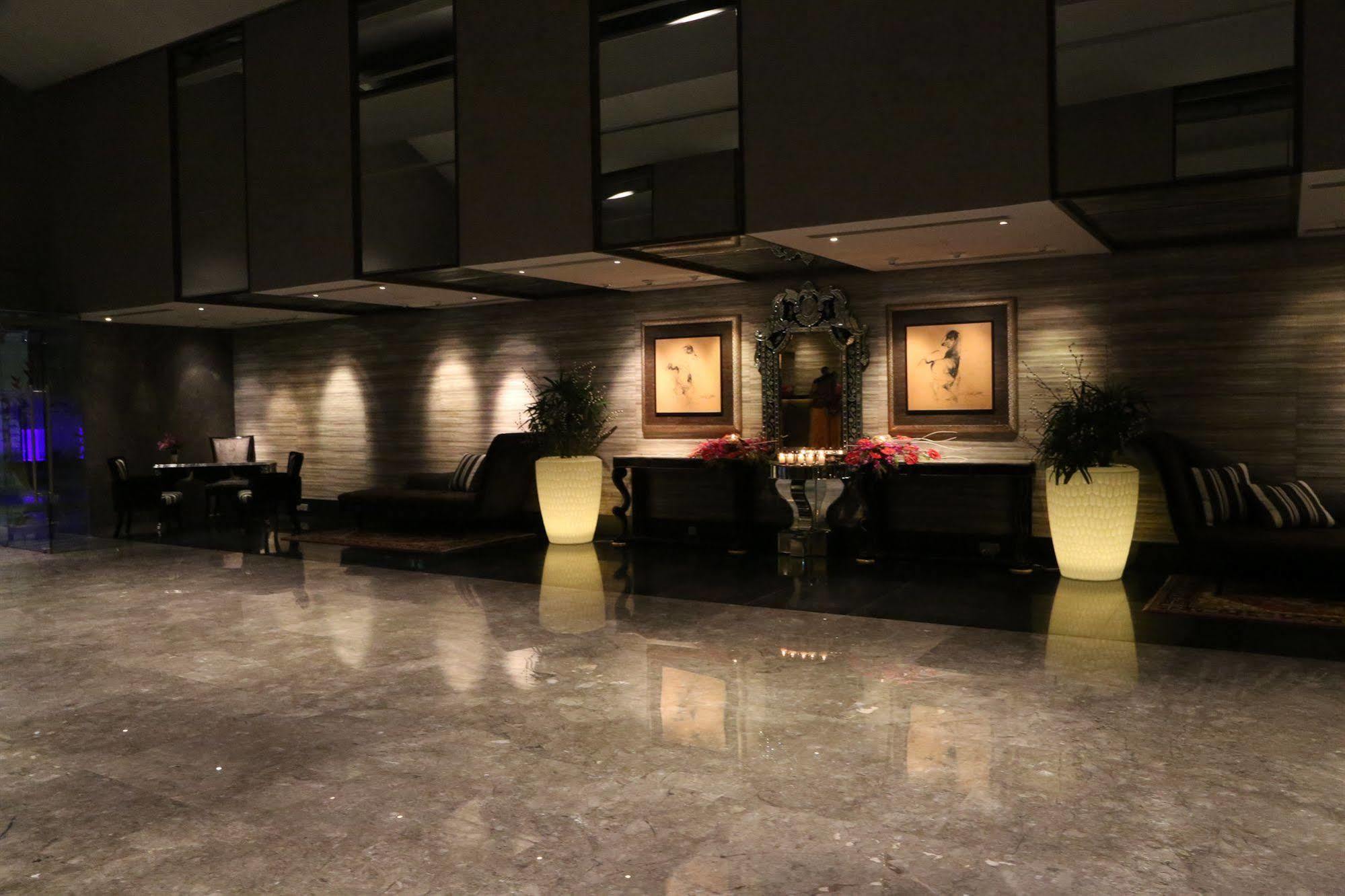 Hotel The Lalit Great Eastern 5*